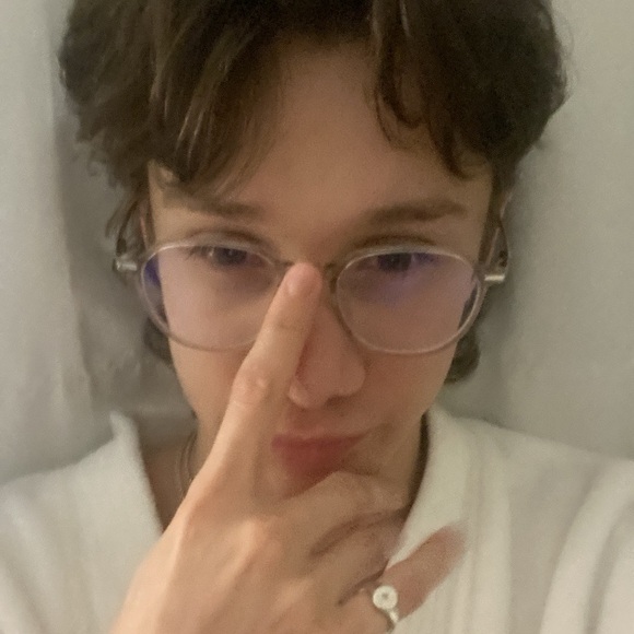 Meet your Posher, Haven - Picture 1 of 1